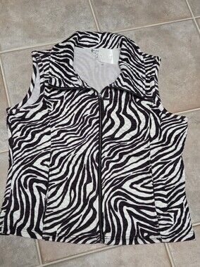 Kate Park White & Black Zebra-Print Quilted Vest